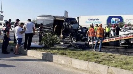 Автобус с туристами из Казахстана разбился в турецкой Аланье
