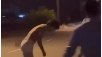 Тойда ішімдік ішкен: Ұланғасыр Қамиевті ұрып-соққан сәт видеоға түсіп қалды