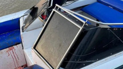 В Атырау столкнулись прогулочные катера, есть пострадавшие.