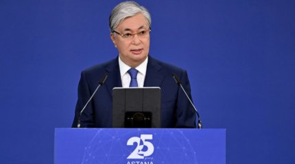 "На центральных улицах наводят лоск, а на окраинах разрастаются трущобы", - Токаев о мегаполисах