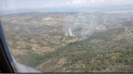 200 огнеборцев тушат пожар в ВКО