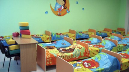 Воспитатели напились и уснули на глазах у детей в Астане