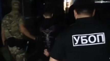 21-летний акмолинец вымогал деньги у пенсионера в Бурабае