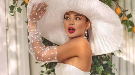 "Бұл жаста топас болу қалыпты нәрсе": Жәния Джуринская жас қыздарға кеңес берді