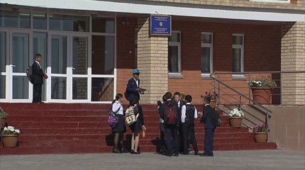 23 тысячам учащихся помогут собраться в школу в Астане
