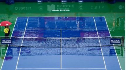 Полуфинальный матч Рыбакиной в Монреале перенесли из-за дождя