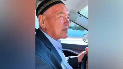 Ақтаулық таксист жолаушыларына ән айтып береді