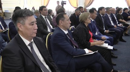 Вопрос обеспечения кормами фермерских хозяйств стал одним из главных на депутатском часе в Павлодаре