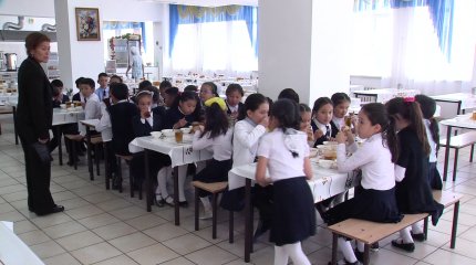 Крестьянские хозяйства будут поставлять горячие обеды в малокомплектные школы ВКО