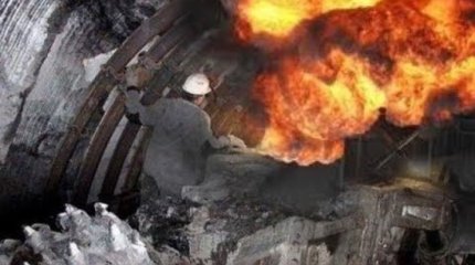 Угольная шахта с людьми горит в Карагандинской области