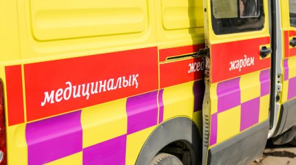 ЧП на угольной шахте: 5 рабочих остаются под землей