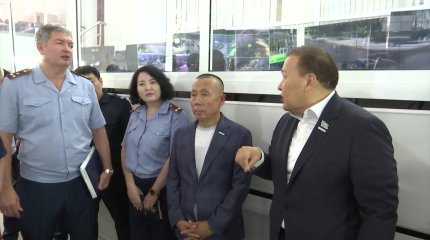 Мәжіліс депутаты Шымкенттегі жедел басқару орталығының жұмысымен танысты