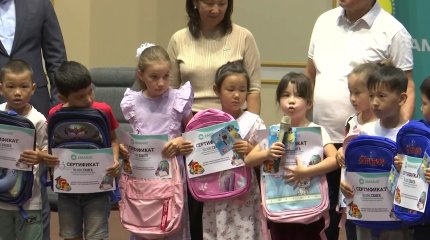 Партийцы помогут собрать в школу более 2 тысяч детей в Актюбинской области