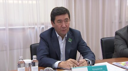 Председатель партии «AMANAT» Ерлан Кошанов провел личный прием граждан