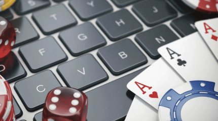 Играли даже несовершеннолетние: онлайн-казино «накрыли» в Казахстане