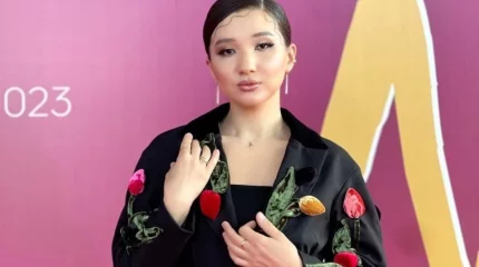 "18 жасымда тұрмысқа шықтым": Әнші Ayree жеке өміріне қатысты құпиясын ашты