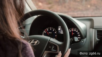 Астанчанка протащила парня на двери машины и убила его