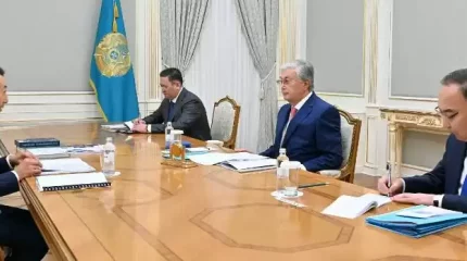 Президент АӨСШК Бас хатшысы Қайрат Сарыбайды қабылдады