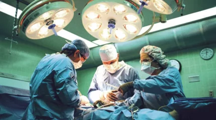 Шымкентте 14 жастағы қыздың бауырынан 9 см құрт шықты