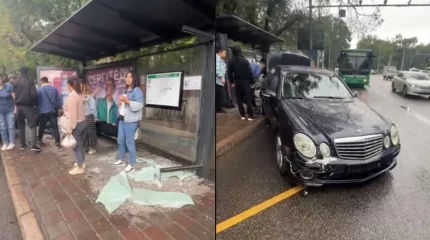 Алматыда көлік аялдамаға соғылып, жеті адам жарақат алды