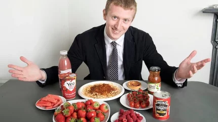 Жазушы оқыс оқиғаға байланысты 24 жыл бойы қызыл түсті тағамнан бас тартқан