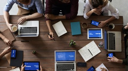 Свыше 300 тысяч молодых казахстанцев трудоустроились с начала года