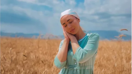 "Екі рет ота жасалды": актриса Сара Амангелді дерті жайлы жан сырын ақтарды