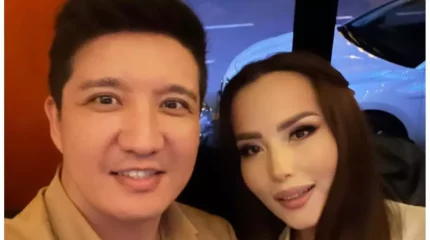 "Қаны үйренген жоқ": Жұлдыз Өмірғали жұбайы Айқынның қызғанышы әлі басылмағанын айтты