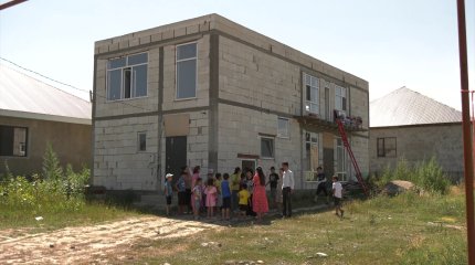 «Аспандағы айды сұрап тұрған жоқпыз», - тұрғын