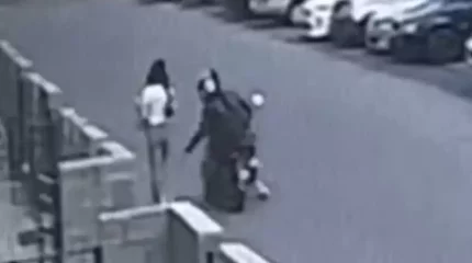 Алматыда қызды қорлаған мопед жүргізушісі 15 тәулікке қамалды
