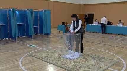 "Конституцияны сыйлап, бағынып, сана-сезімімізге сіңірсек көп мемлекеттің алдына шығамыз", - саясаттанушы