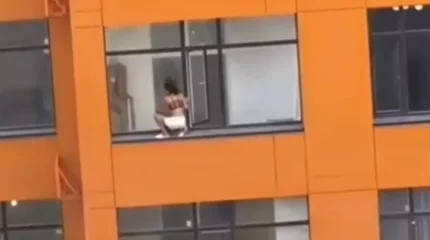 10-қабатта терезе жуған алматылық жұртты шошытты