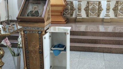 Ничего святого: ящик для пожертвований опустошили неизвестные в Актюбинской области