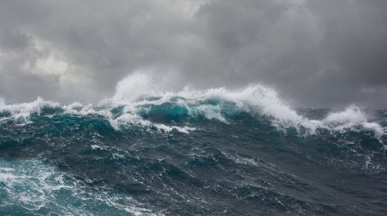 Прогнозы все тревожнее: нагревшийся мировой океан побил температурный рекорд всех времен