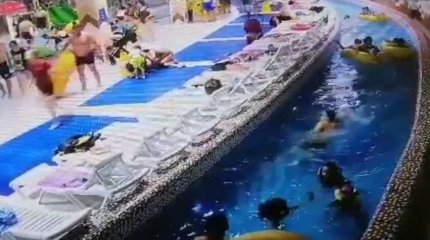 Ребенок едва не утонул в одном из столичных бассейнов