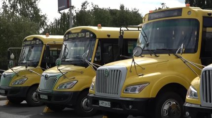 100 школьных автобусов запустят в Алматы