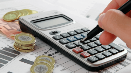 Елордада қылмыстық топ 1 млрд теңгеден астам салықты төлеуден жалтаруға көмектескен