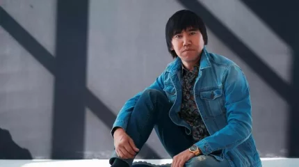 "Ұлым мен немеремнің арасы бір жас": әнші Дос 21 жылдан кейін сүйген баласы туралы айтты