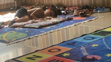 Дети спят на полу: скандал в детском саду Актау