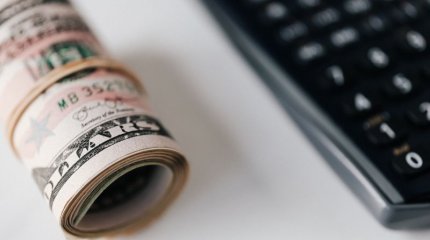 12 қыркүйектегі саудада доллар тағы арзандады