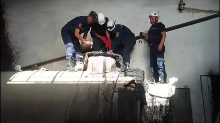 Шымкентец погиб в бочке с битумом