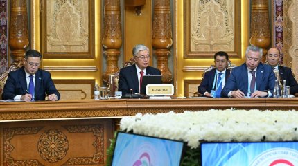 Казахстан намерен усилить свои позиции в качестве транзитного хаба в Евразии