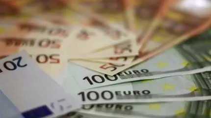 Жалған ақша сатқан ерлі-зайыптылар Швециядан ұстап әкелініп, 5 жылға сотталды