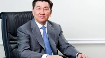 Маңғыстау облысының бұрынғы әкімі Алик Айдарбаевқа іздеу жарияланды