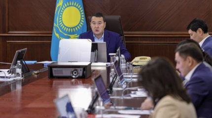 «Красиво докладываете, много говорите», - Смаилов раскритиковал чиновников за неисполнение плана привлечения инвестиций