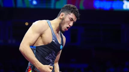 Токаев поздравил с победой чемпиона мира Ризабека Айтмукана