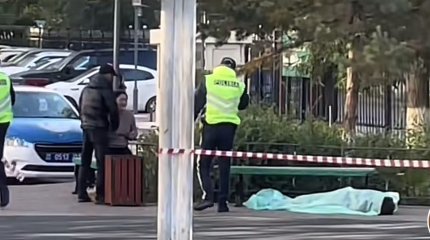 Тело женщины нашли на детской площадке в Астане