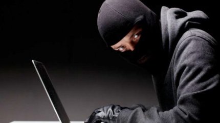 Шымкентте кибер-алаяқ сотталды