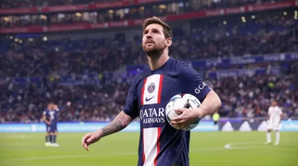 "Мені ғана құттықтаған жоқ". Месси ПСЖ-дан кетуінің тағы бір себебін айтты