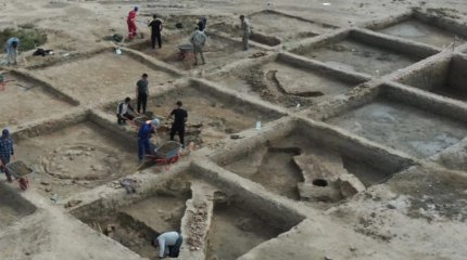 Средневековые артефакты нашли при раскопках в Атырауской области